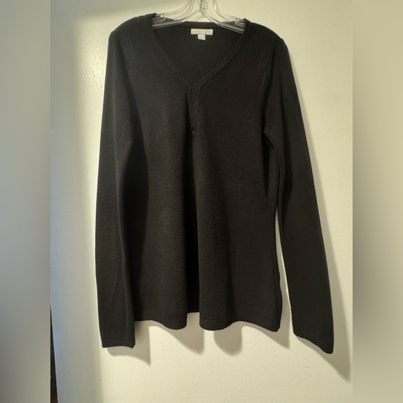 New York Company Black Blouse/sweater 100% Acrylic Size L long Sleeve - Picture 2 of 6